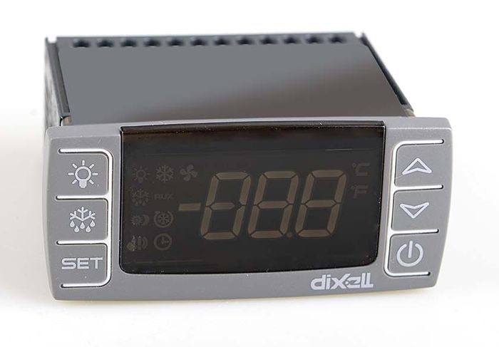 Thermostat for temperature control